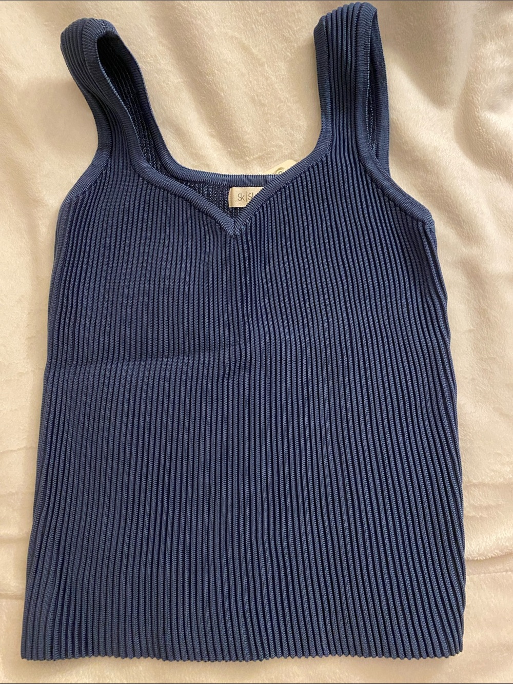 SKUNK Sleeveless Ribbed V-Neck Tank Top - Navy